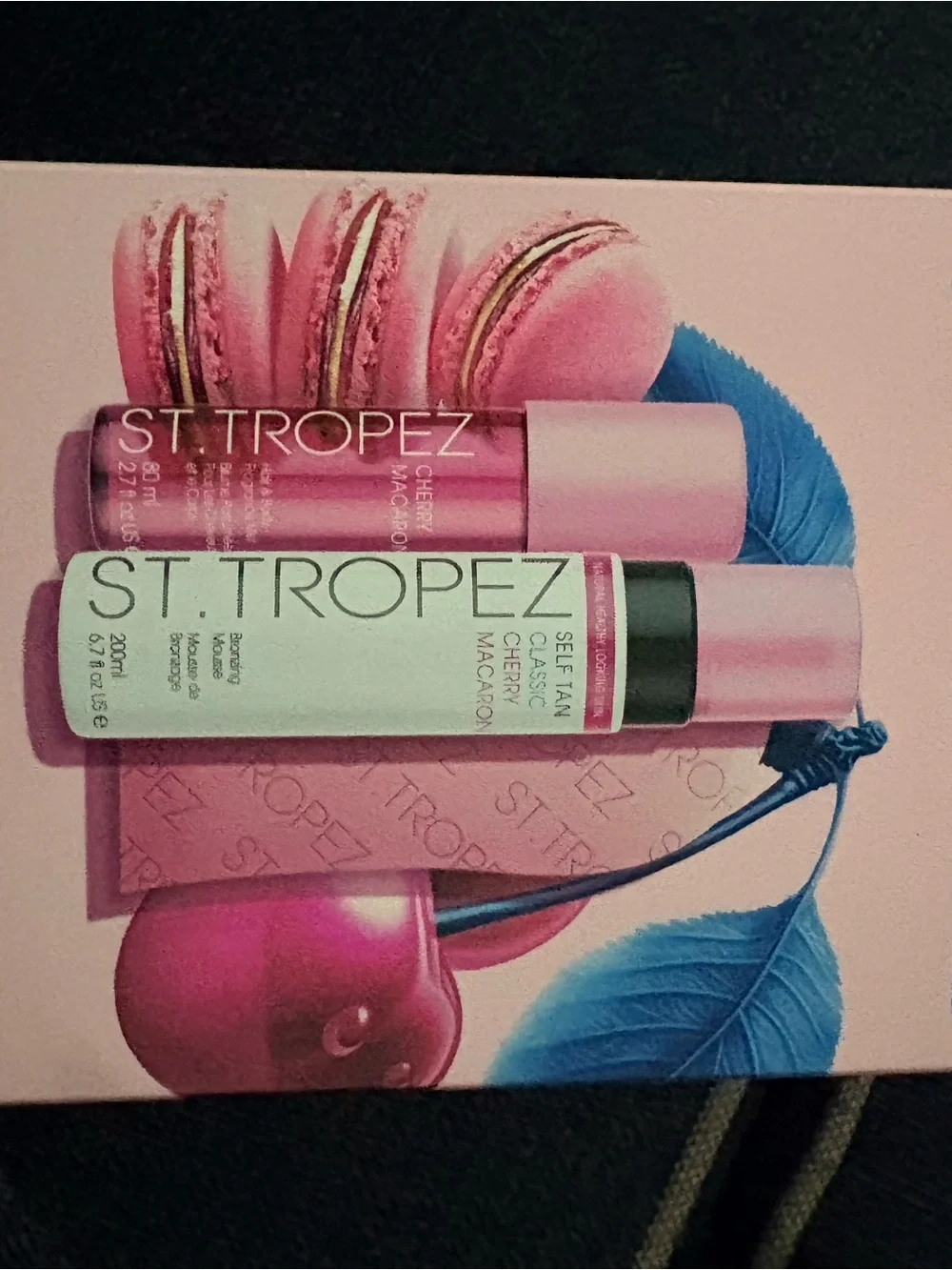 St. Tropez Self Tan Set in Pink with Blue Accents